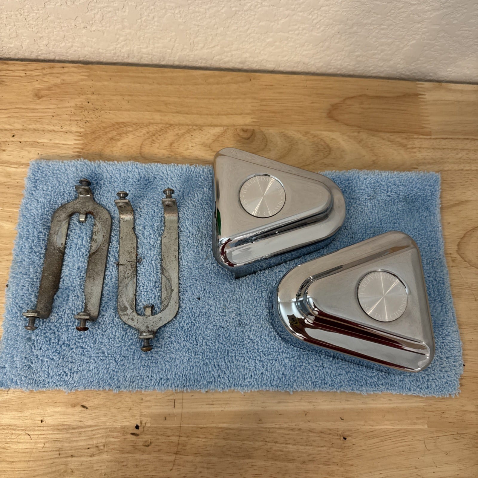Harley Softail Rear Axle Swing Arm Cover Covers Guards Set And Mounts OEM HD