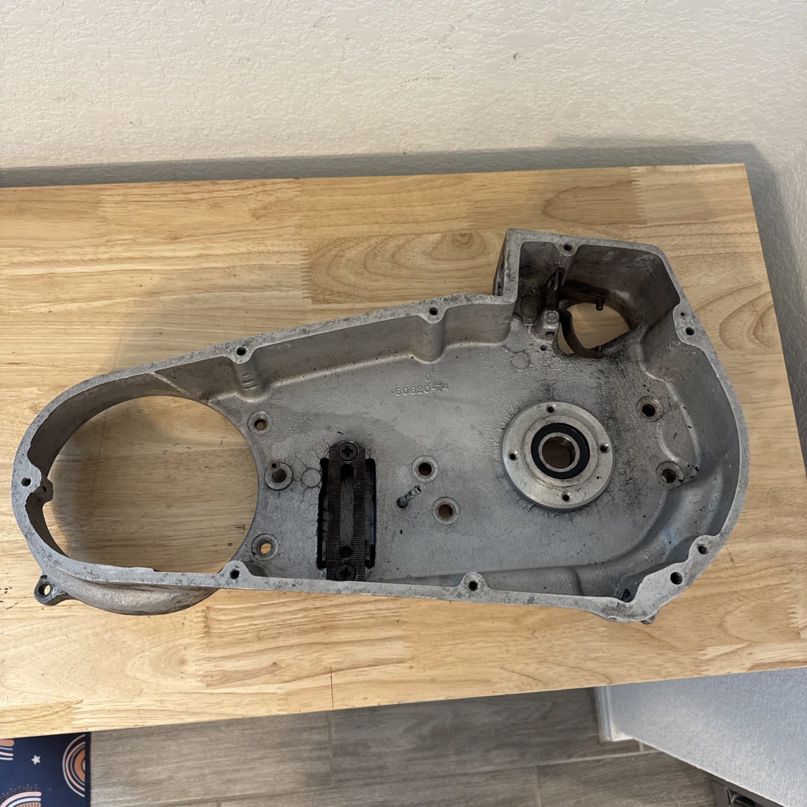 Harley OEM 4-speed Shovelhead inner primary housing 60620-74 FLH