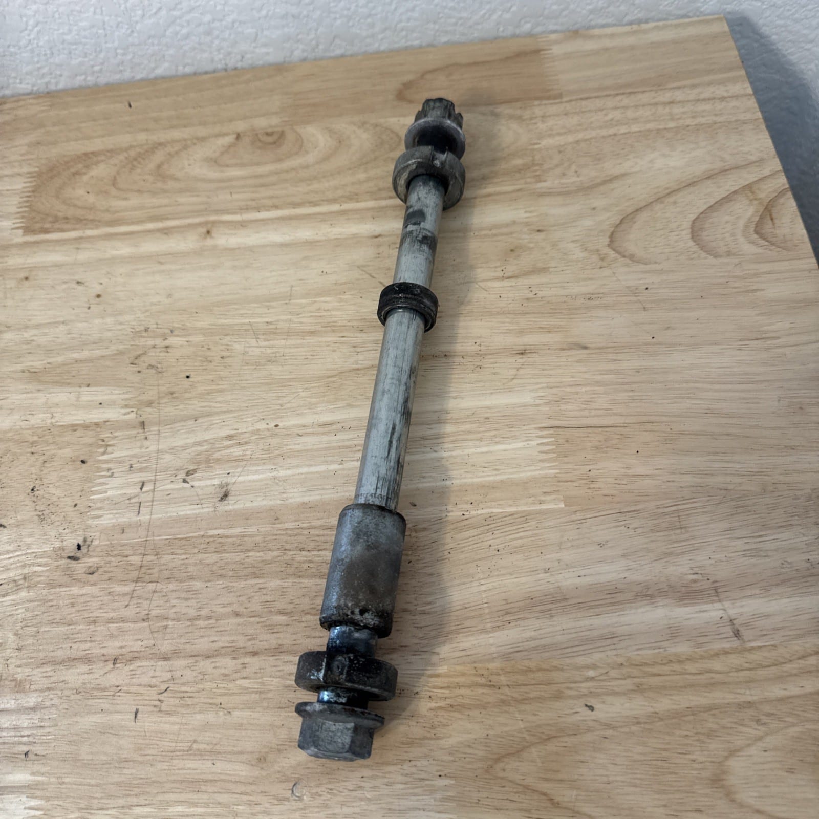 2001 Harley Softail Back Rear Axle Kit  3/4"  41110-79  #4211